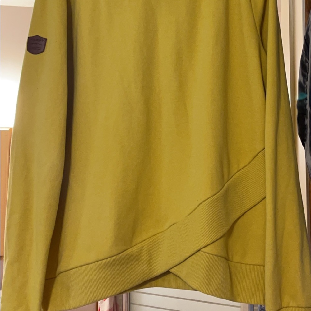 Wanakome Sweater